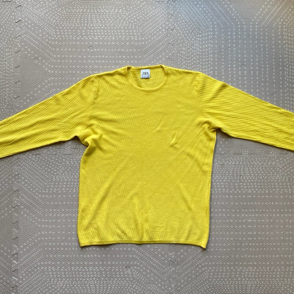 Zara Men's Vibrant Yellow Crewneck Sweater